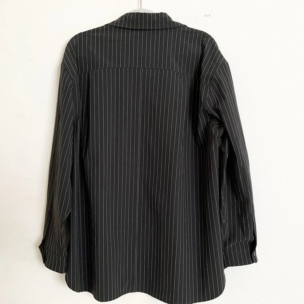 Alo Yoga Pinstripe Daylight Button Down Long Sleeve Black/Titanium L